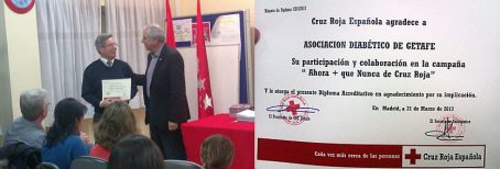 La Cruz Roja nos hace entrega de un Diploma